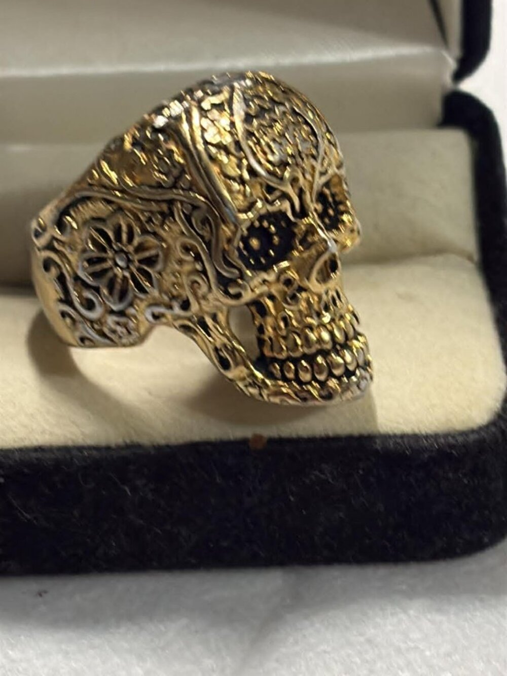 SKULL RING - Picture 3 of 4